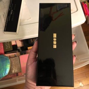 Mother Pat McGrath ‘s Mother Ship 5 palette